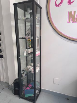 Vitrina expositora negra