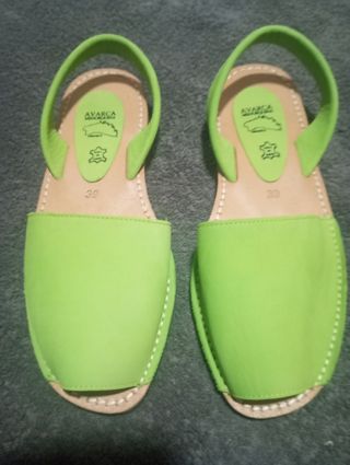Avarcas Piel Verde - Talla 39