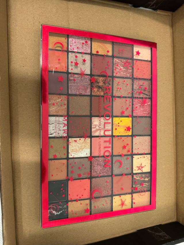 Paleta sombras Makeup Revolution Mars