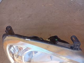 Faros Opel Corsa C (2004)