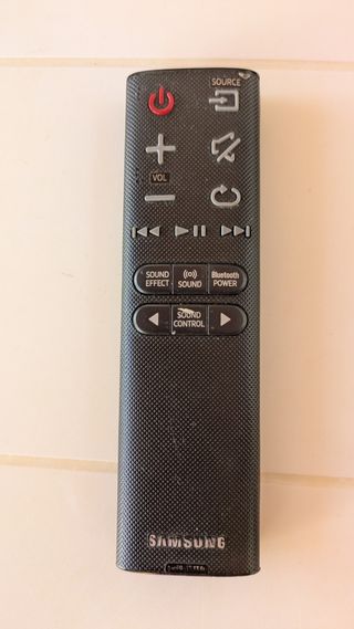 Barra sonido Samsung modelo HW-K450 + subwoofer.