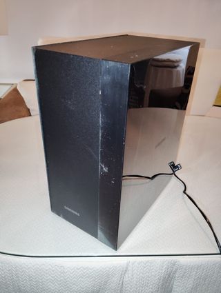 Barra sonido Samsung modelo HW-K450 + subwoofer.