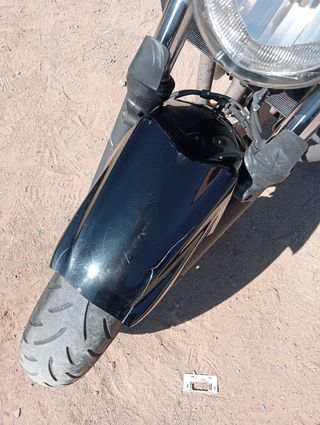 Suzuki Bandit GSF 650 2009 A2