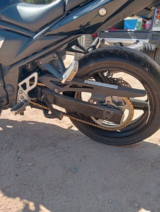 Suzuki Bandit GSF 650 2009 A2