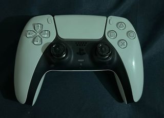PS5 Slim Blanca 1TB + juegos digitales