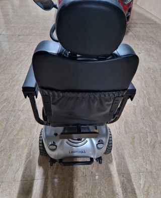 Scooter eléctrico
Baterías nuevas, en perfecto  es