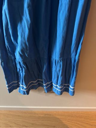 Vestido Zara azul bordado