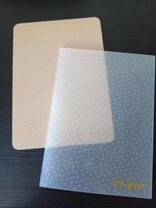 Carpetas embossing: lora Bailora 