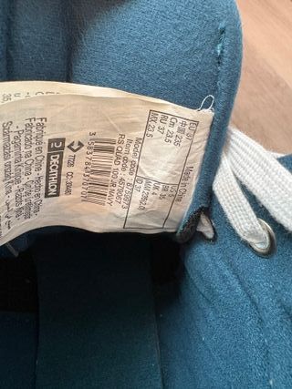 Patines 4 ruedas Oxelo + protecciones y bolsa. 37