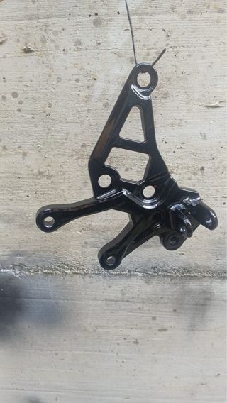 Estribera Izquierda Z900 