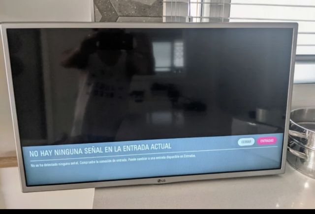 TV LG 32" Gris NO SMART TV