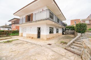 Chalet en venta en Castellbisbal