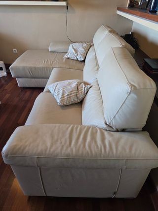 Sofá chaise longue piel beige