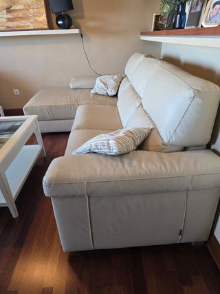 Sofá chaise longue piel beige