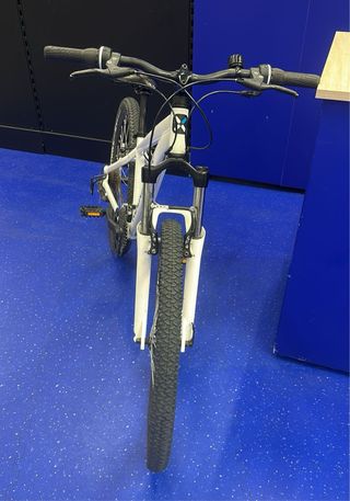 Bicicleta montaña blanca ROCKRIDER
