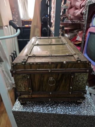 Caja vintage estilo baúl
