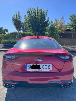 Vendo espctacular KIA STINGER 3.3 370cv