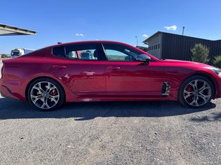 Vendo espctacular KIA STINGER 3.3 370cv