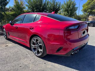 Vendo espctacular KIA STINGER 3.3 370cv