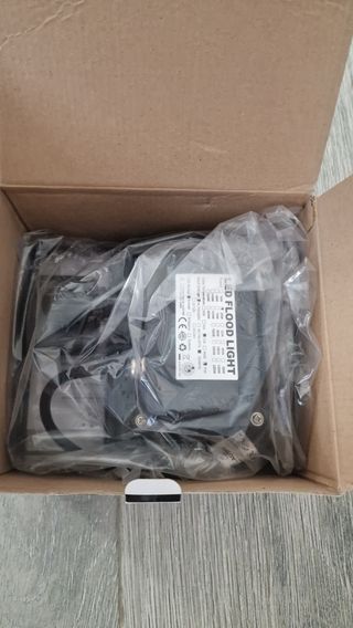 Projetor LED Lumihome 20W c/ sensor