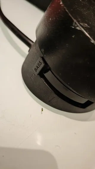 Altavoces Logitech 2.1 Gran Sonido - Bajo potente