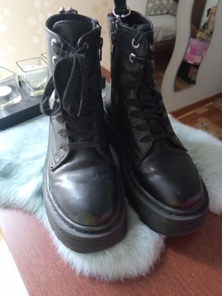 Botines Pull&Bear, negros, talla 35. Poco uso. 