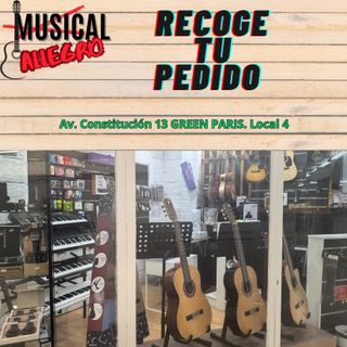 Supporto per due chitarre elettriche, acustiche o bassi