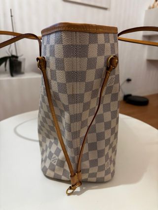 Bolso Louis Vuitton Neverfull MM blanco