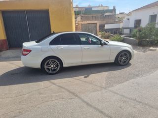 Mercedes-Benz Clase C 2010