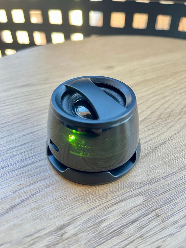Altavoz Bluetooth portátil negro