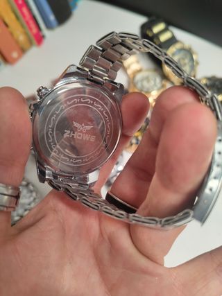 12 relojes ZHOWE - dorados y plateados
