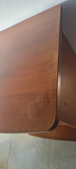 Mesa TV marrón - madera