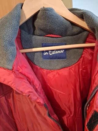 Anorak rojo acolchado