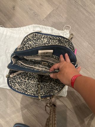 Bolso Guess Azul Marino