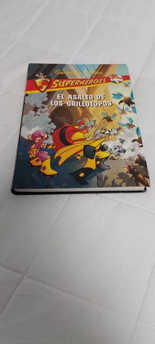 Cómics de Gerónimo Stilton. 15 los tres libros.