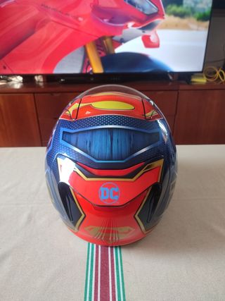 Casco HJC RPHA11 Superman