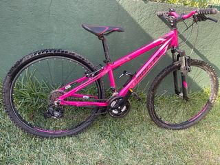 Bicicleta montaña niña, marca Monty, modelo 6061 .