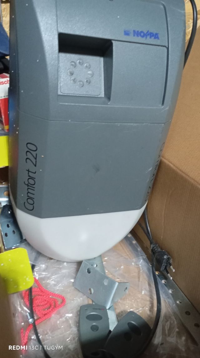 Motor puerta garaje Norpa Comfort 220 más 2 mandos