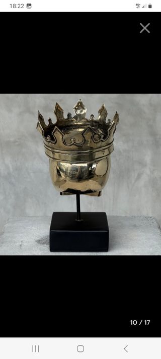 Calavera con corona - Bronce