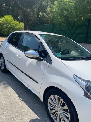 Peugeot 208 2018