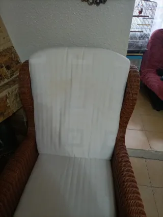 Sillón mimbre marrón
