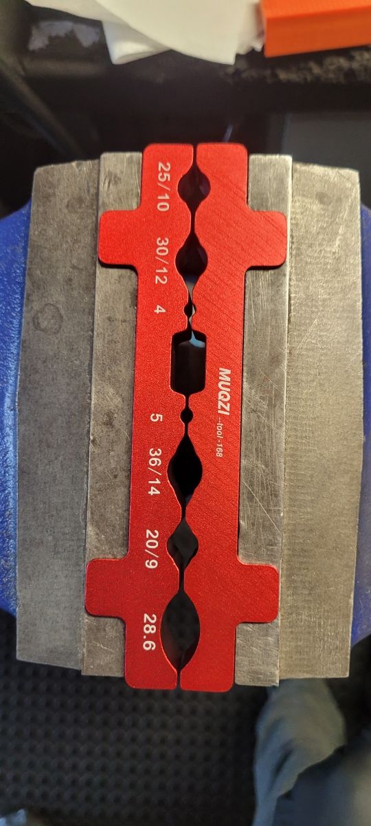 Mordazas especiales para torno 150 mm