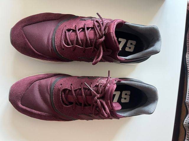 New Balance 997 - Granate - Talla 45