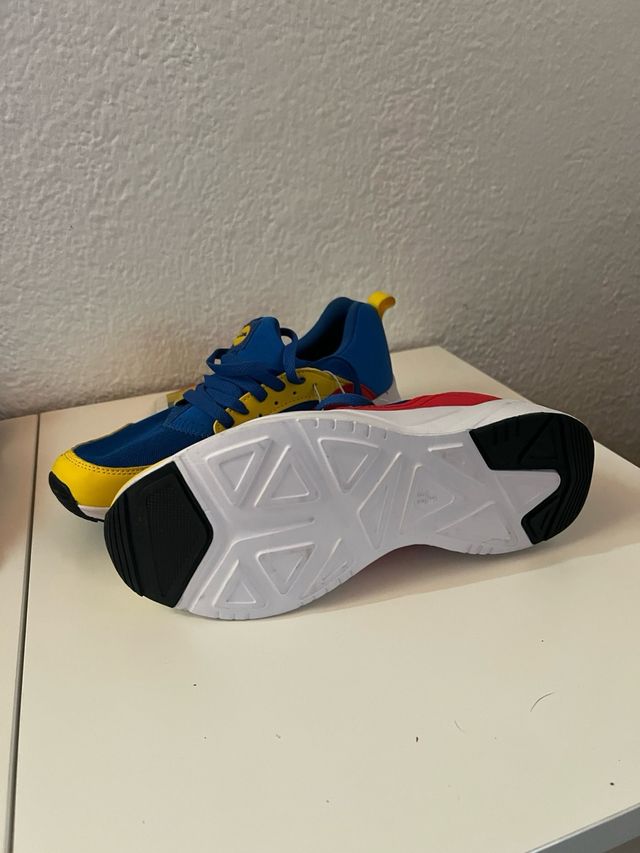 Zapatillas Lidl azules y amarillas - Talla 39