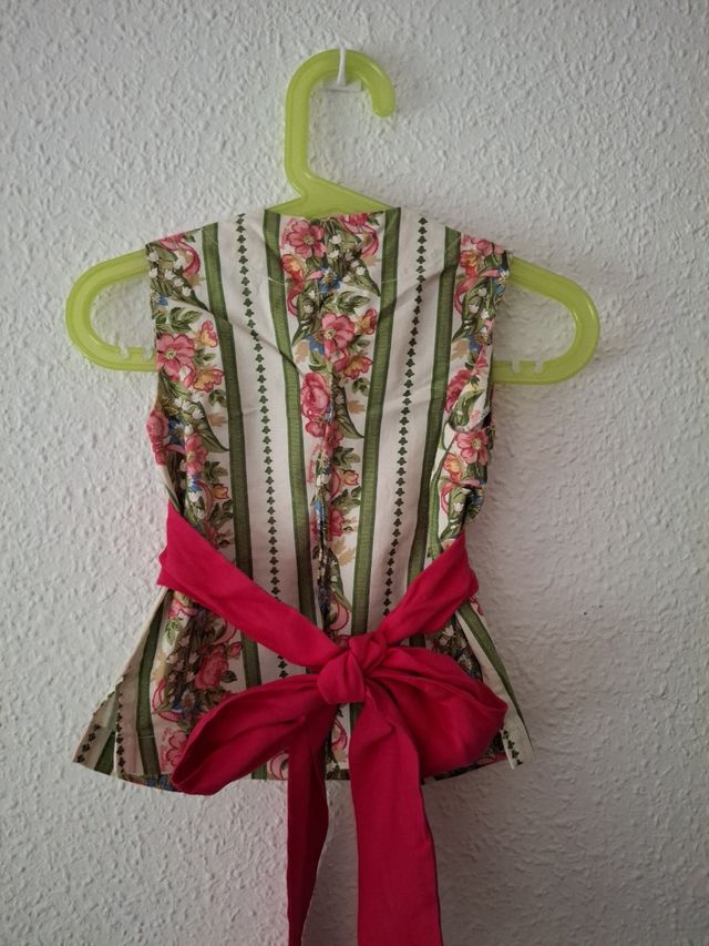 Blusa elegante  niña flores - 4 años