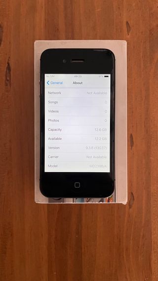 iPhone 4S - 16GB (reparado, funcionando)