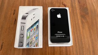 iPhone 4S - 16GB (reparado, funcionando)