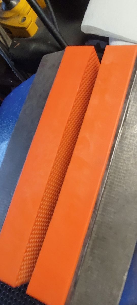 Mordazas torno plástico-imán ,150mm