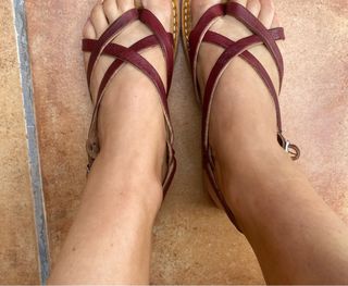 Sandalias Piel granates / burdeos 