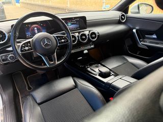 Mercedes-Benz Clase CLA 180 AUTOMATICO